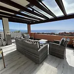 Penthouse With Stunning Sea View Terrace 公寓